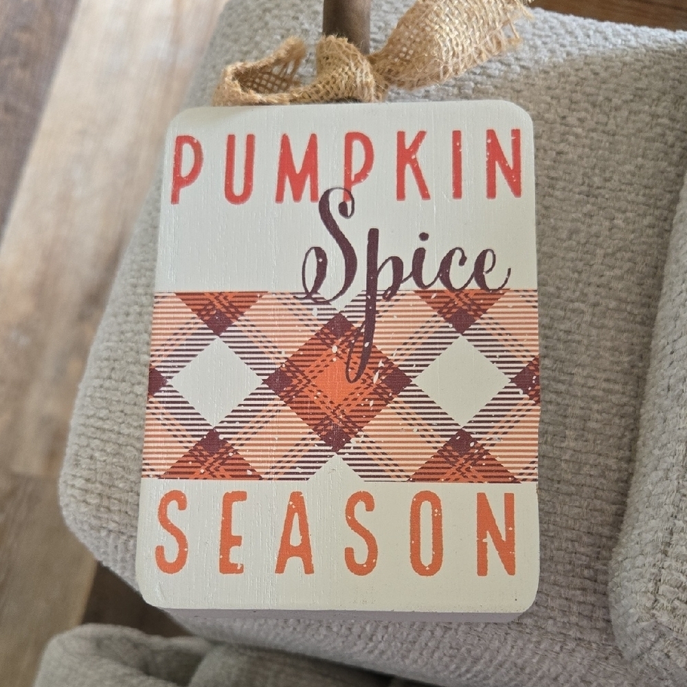 Pumpkin Spice Plaque - Red and Cream. Fall VIBES DECOR 🍁🍁🍂🍂